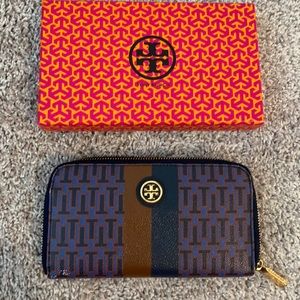 Tory Burch Wallet